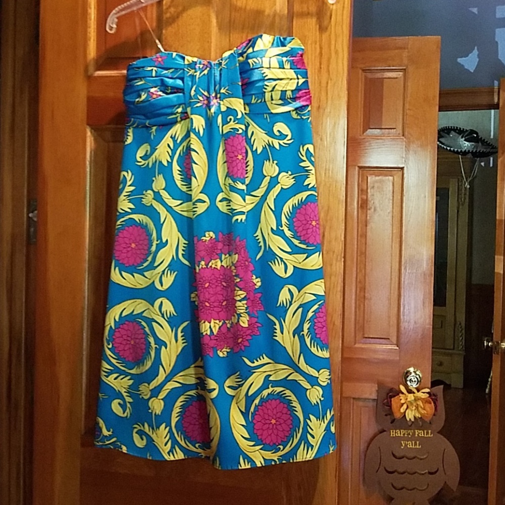 Strapless dress